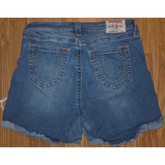True Religion Curvy Mid Roll Distressed Denim Shorts 32 - Picture 5 of 6